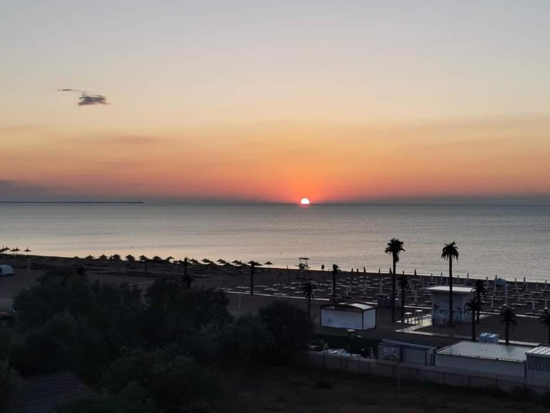 White Tower Mamaia Prestige Apartments Zewnętrze zdjęcie